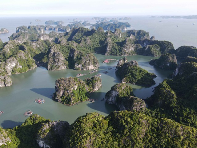 'Vịnh Hạ Long bị loại khỏi danh sách di sản UNESCO' là thông tin sai sự thật- Ảnh 1.