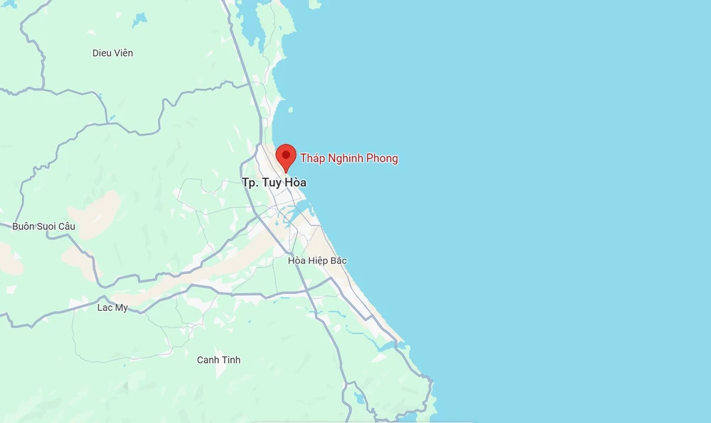 Tháp Nghinh Phong (chấm đỏ) ở TP Tuy Hòa, tỉnh Phú Yên. Ảnh: Google Maps.