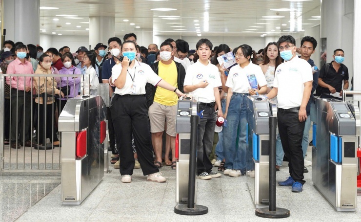 Những điểm tham quan, du lịch nổi tiếng quanh tuyến metro số 1 du khách cần biết - 4