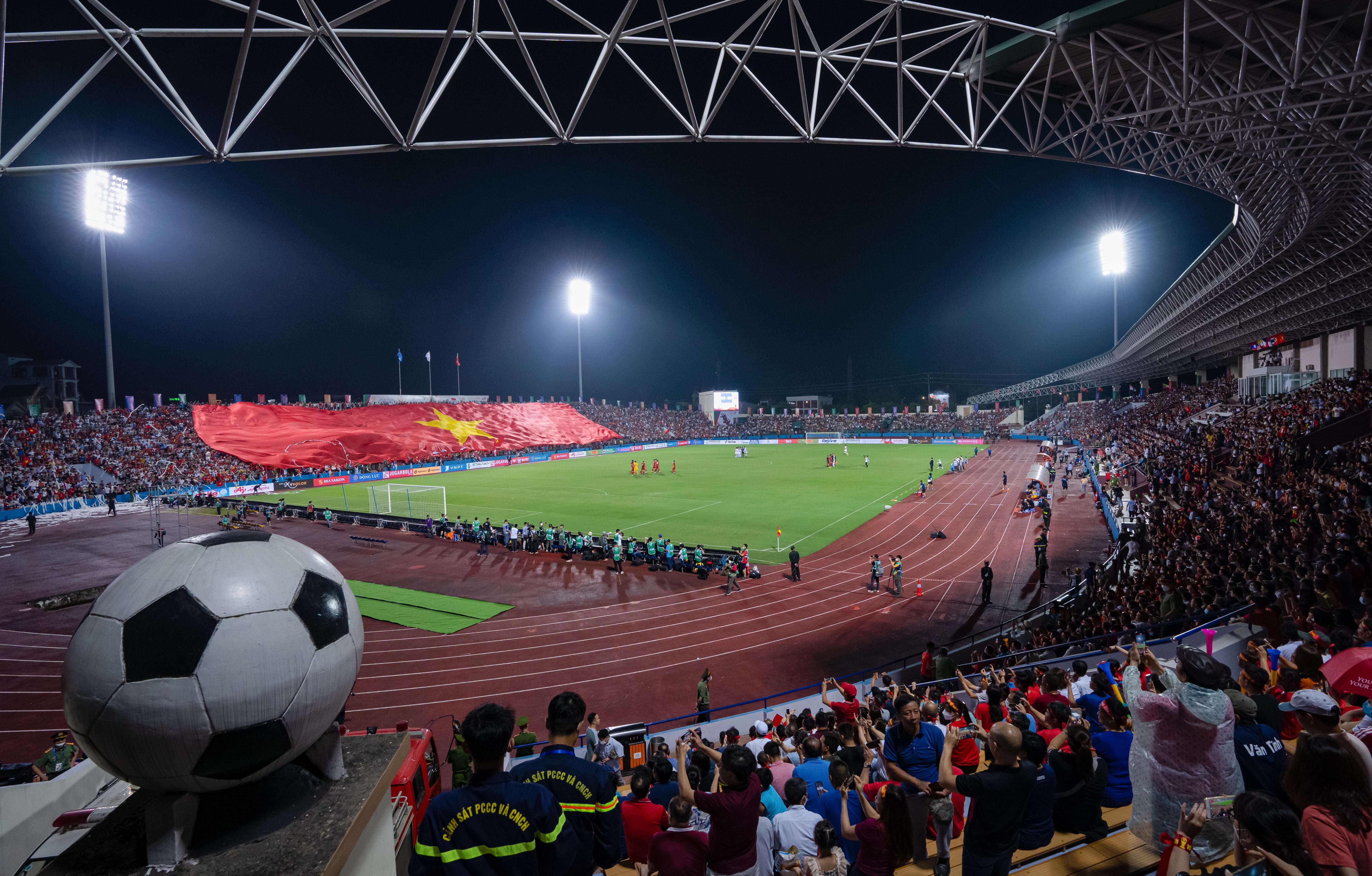 Chiêm ngưỡng thành phố Việt Trì, nơi diễn ra trận bán kết lượt về AFF Cup 2024 giữa ĐT Việt Nam và ĐT Singapore - 10