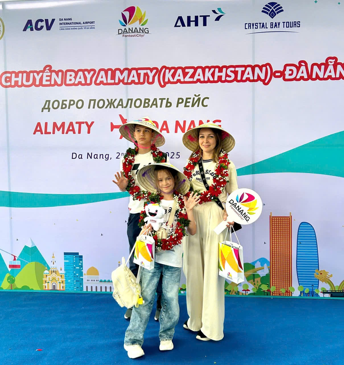 Crystal Bay đón chuyến bay thẳng đầu tiên từ Almaty - Kazakhstan đến Đà Nẵng - 3