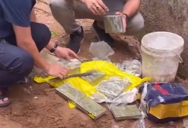 base64-17467663045421160660403 Vụ ma túy ở Quảng Ninh: bắt thêm 3 đối tượng, 13 bánh heroin - Ảnh 4.